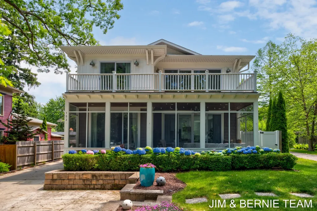 153 Elizabeth Street Saugatuck City MI 49453