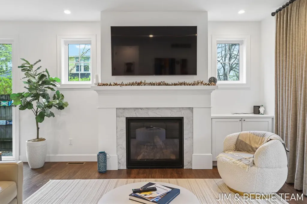 153 Elizabeth Street Saugatuck City MI 49453