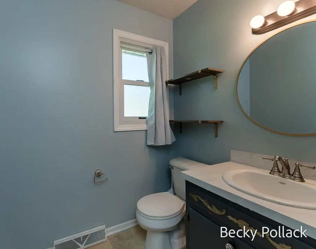 338 N 145th Avenue Park Township MI 49424