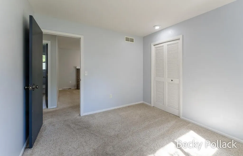 338 N 145th Avenue Park Township MI 49424