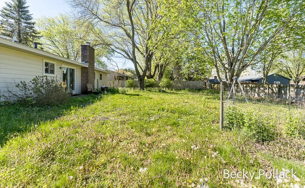 338 N 145th Avenue Park Township MI 49424