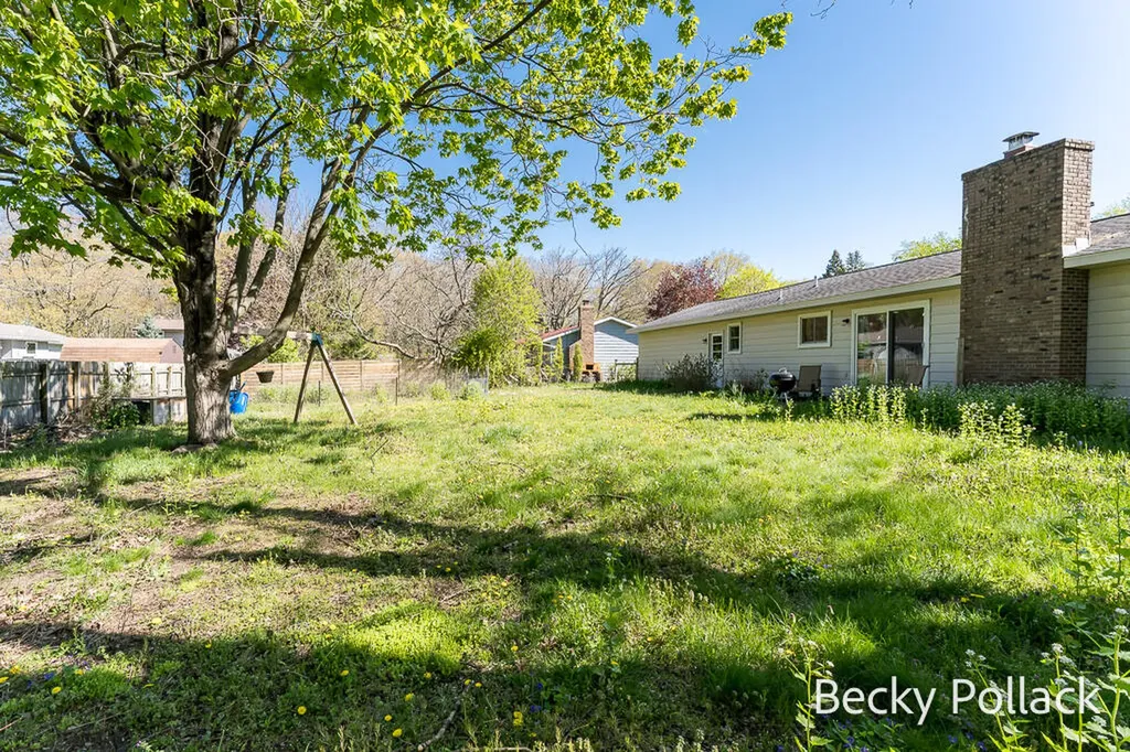 338 N 145th Avenue Park Township MI 49424