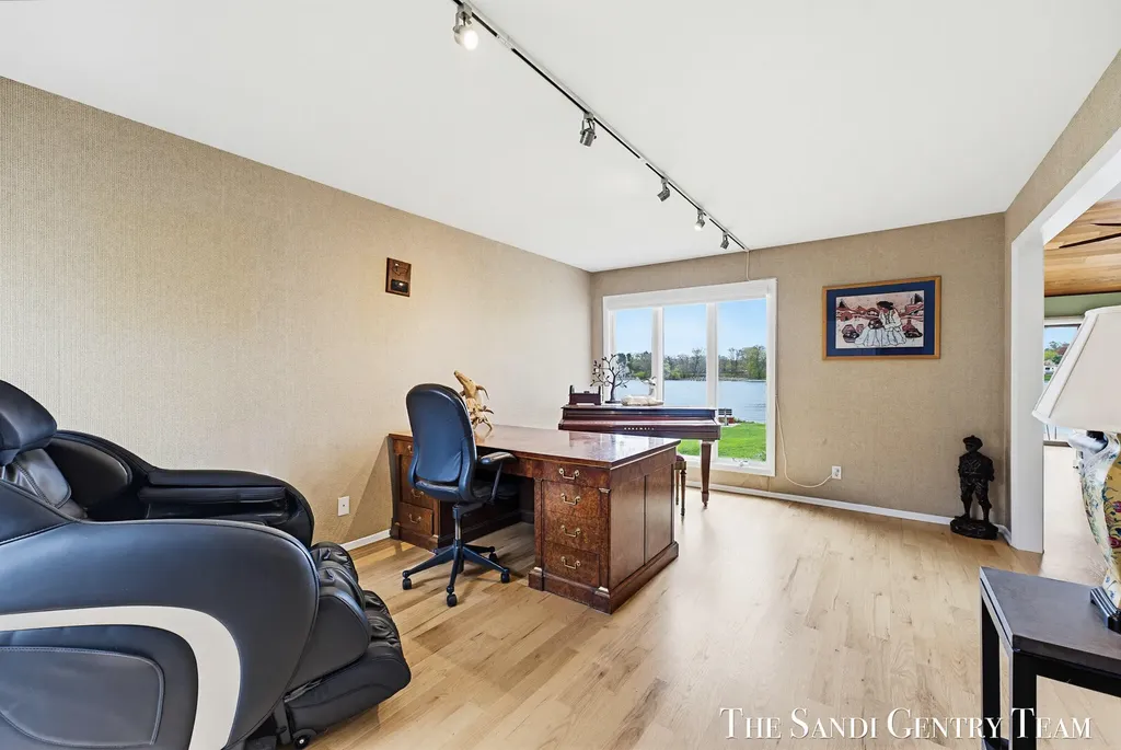 15780 N Prospect Point Drive Spring Lake Township MI 49456