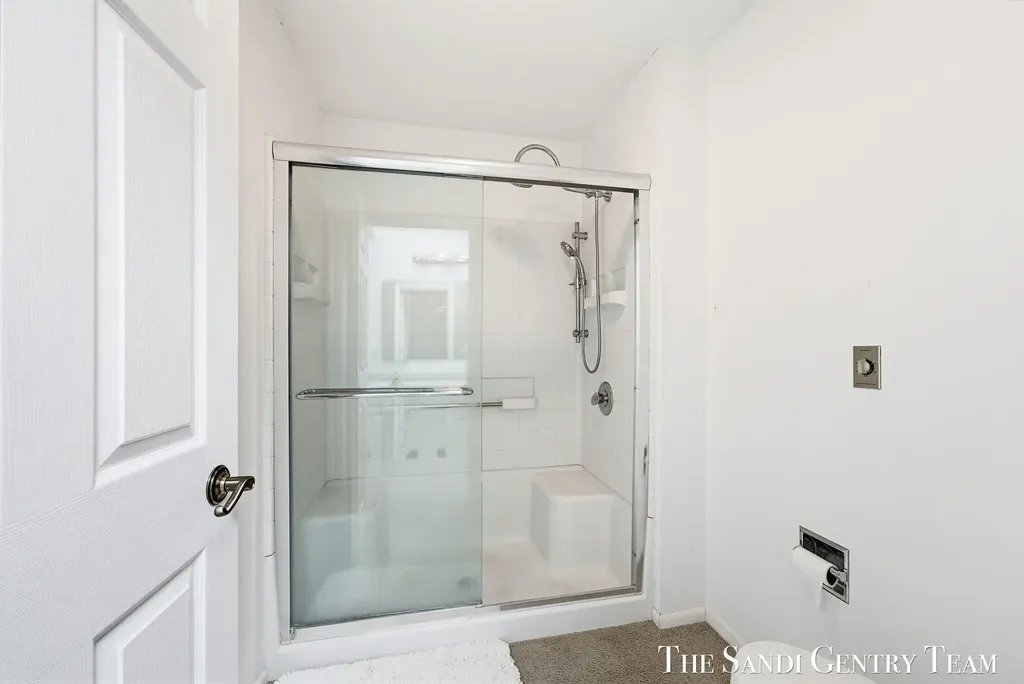 15780 N Prospect Point Drive Spring Lake Township MI 49456