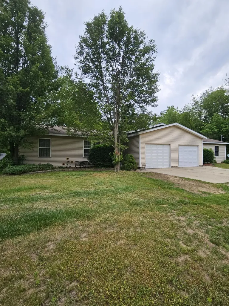 6445 Old Allegan Road Saugatuck Township MI 49453