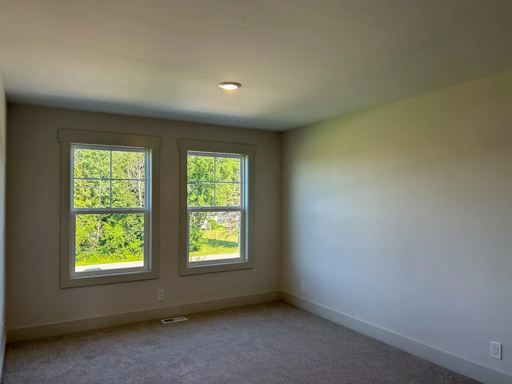 10769 56th Avenue Allendale Charter Township MI 49401