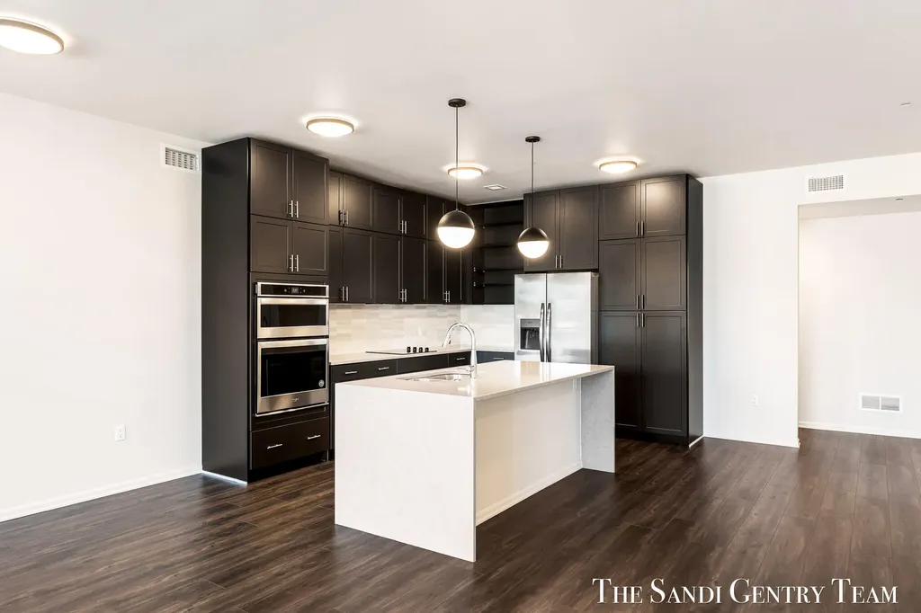 110 W Savidge Street Spring Lake Village MI 49456