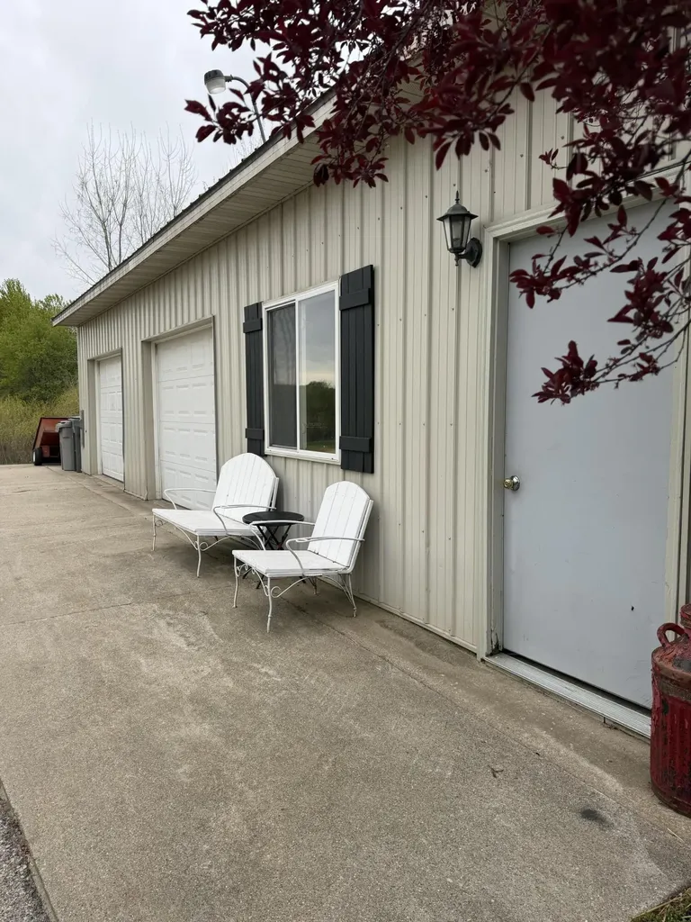 8225 E Sternberg Road Sullivan Township MI 49448