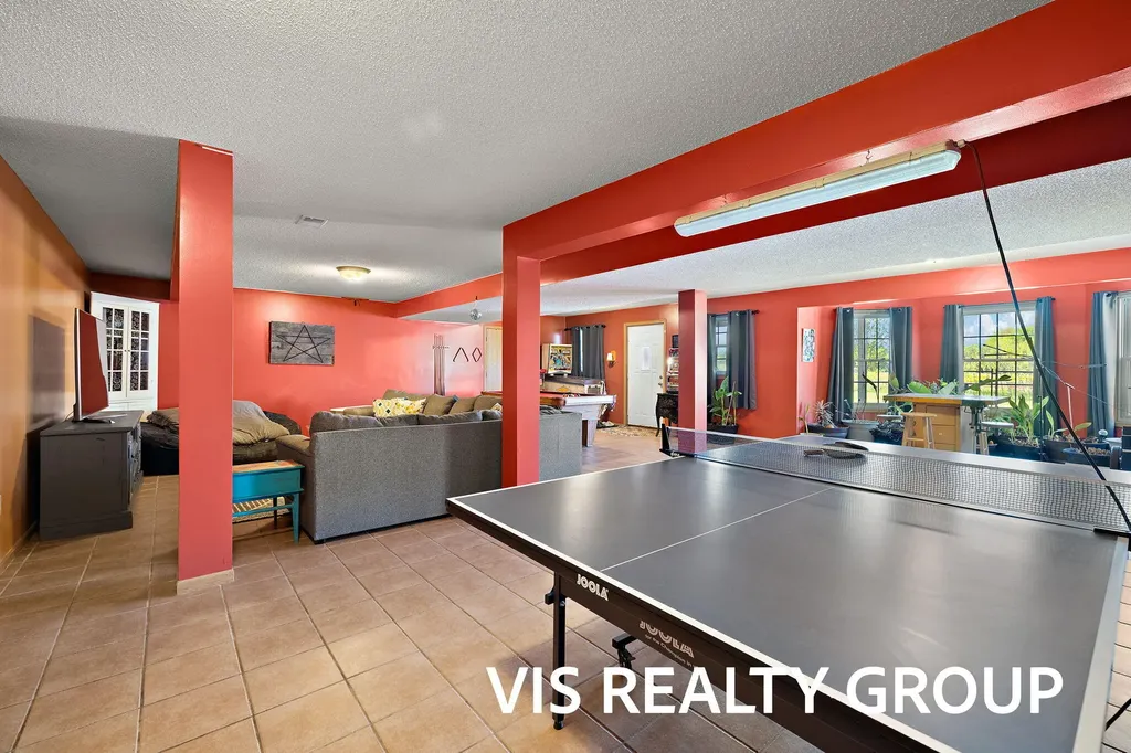 8225 E Sternberg Road Sullivan Township MI 49448