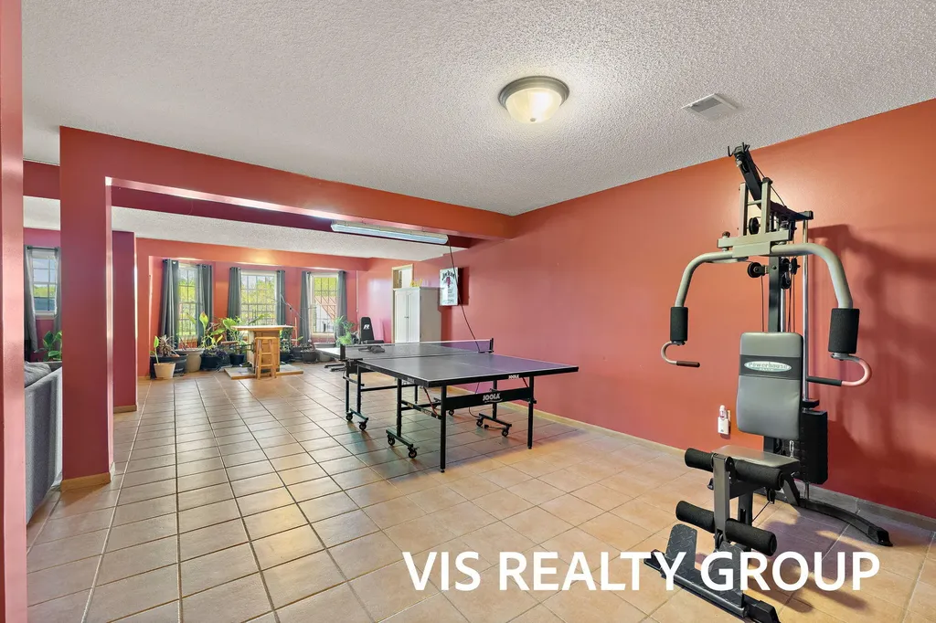 8225 E Sternberg Road Sullivan Township MI 49448