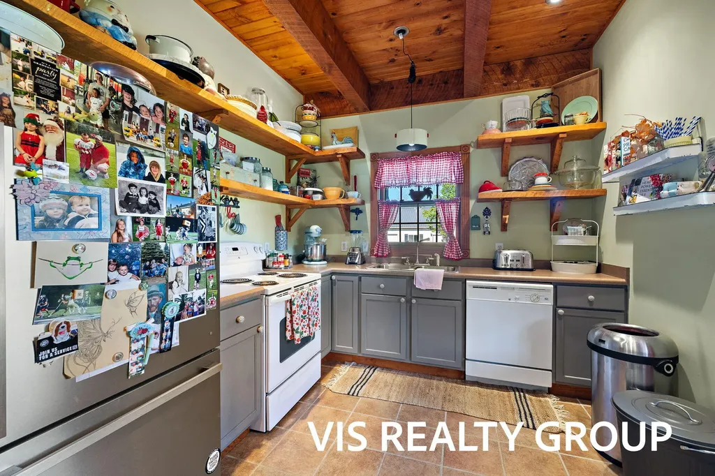 8225 E Sternberg Road Sullivan Township MI 49448