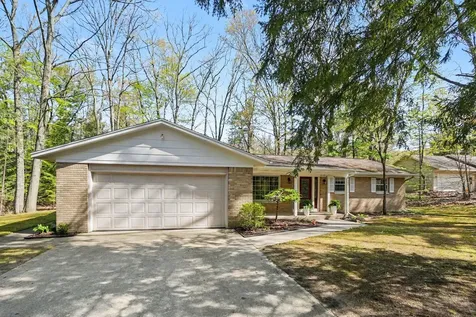14091 Lake Michigan Drive Robinson Township MI 49460