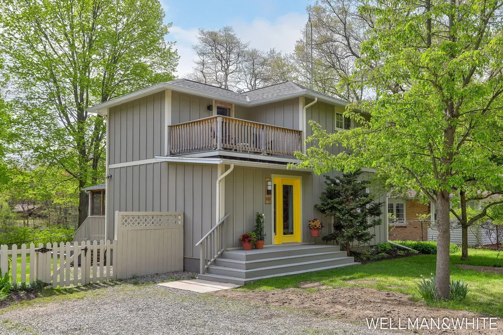 1005 Elizabeth Street Saugatuck City MI 49453