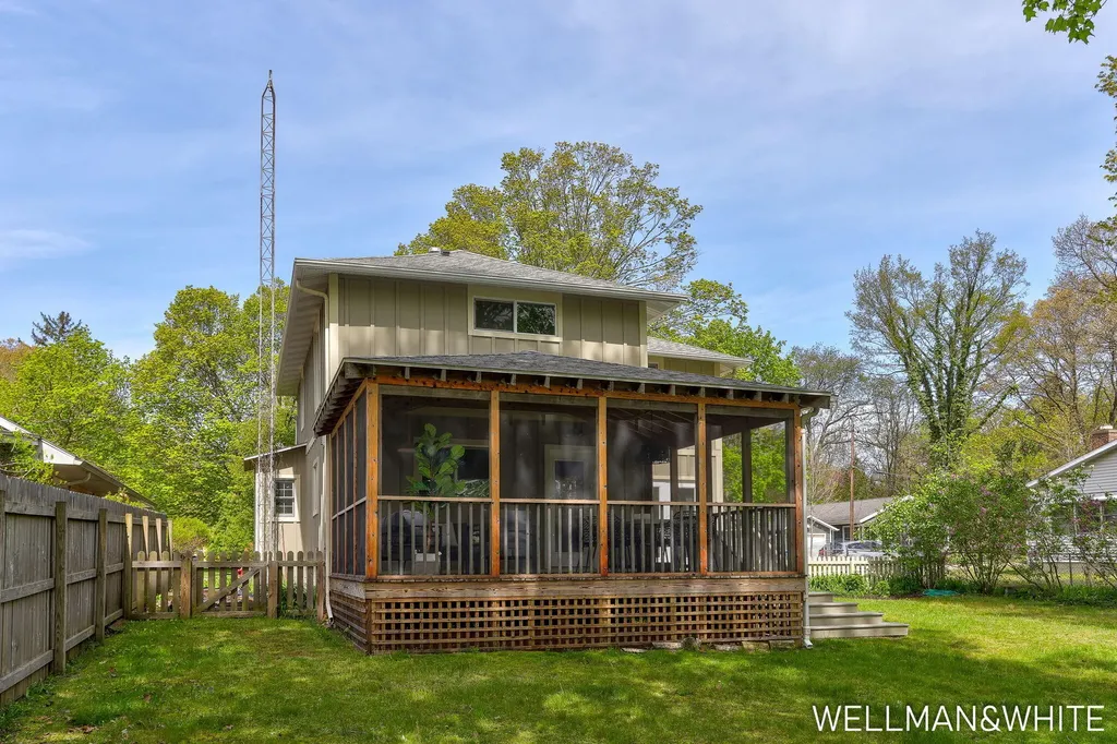 1005 Elizabeth Street Saugatuck City MI 49453