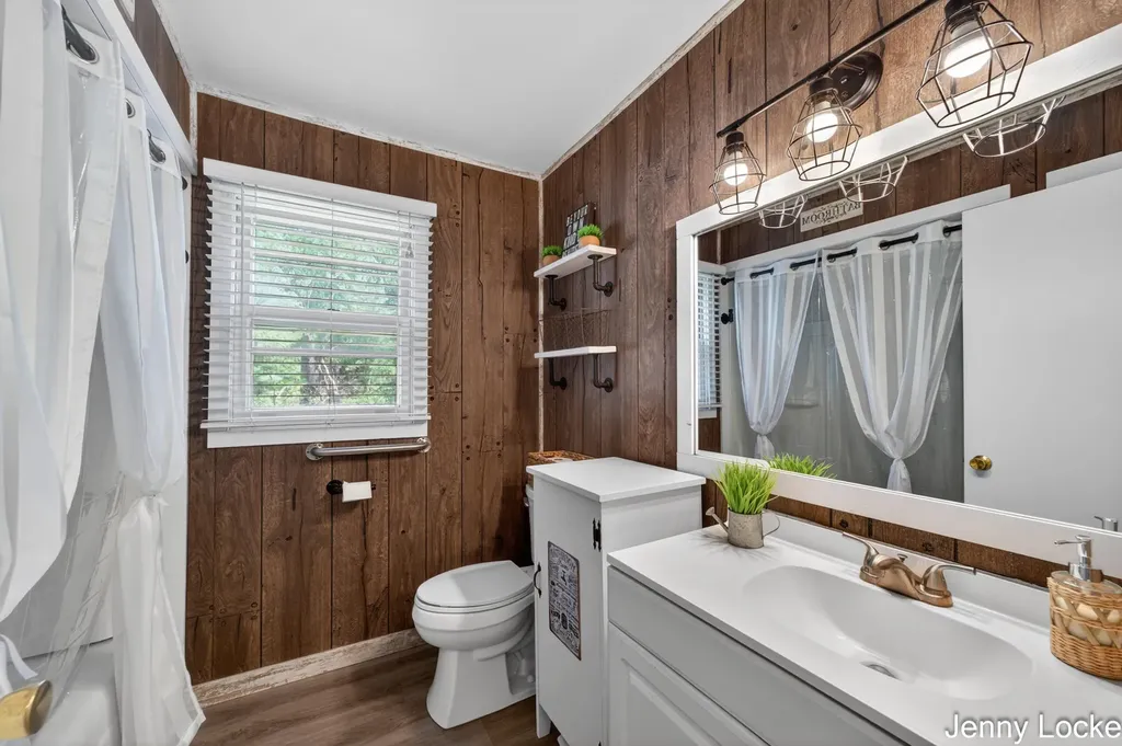 588 N Mill Iron Road Muskegon Charter Township MI 49442