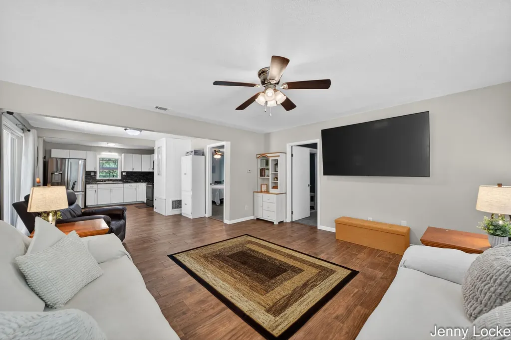 588 N Mill Iron Road Muskegon Charter Township MI 49442