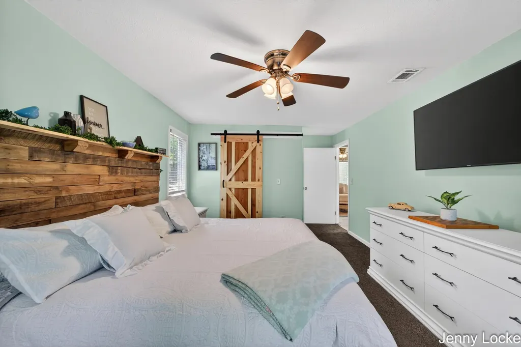 588 N Mill Iron Road Muskegon Charter Township MI 49442
