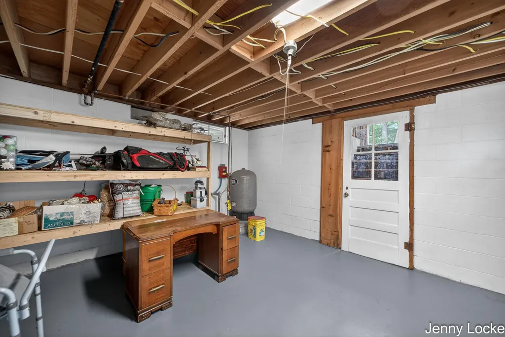 588 N Mill Iron Road Muskegon Charter Township MI 49442