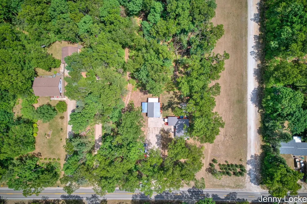 588 N Mill Iron Road Muskegon Charter Township MI 49442