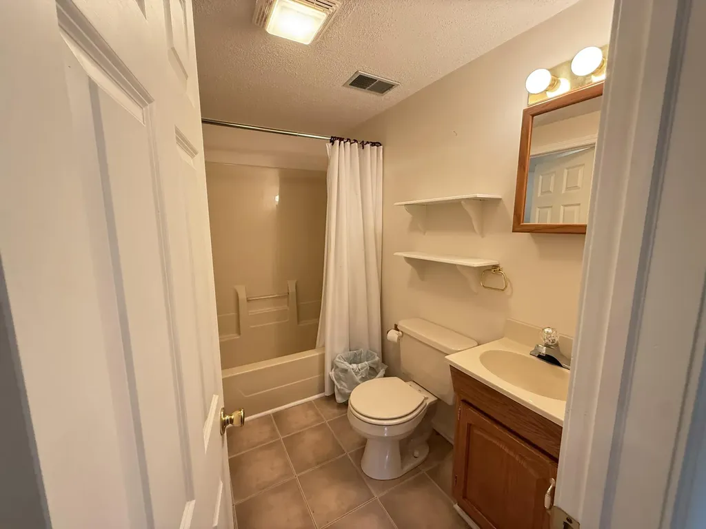 15953 152nd Avenue Spring Lake Township MI 49456