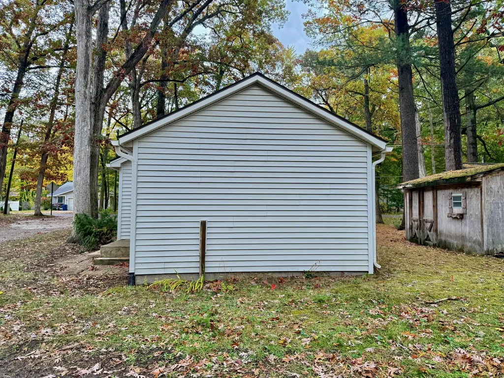 15953 152nd Avenue Spring Lake Township MI 49456