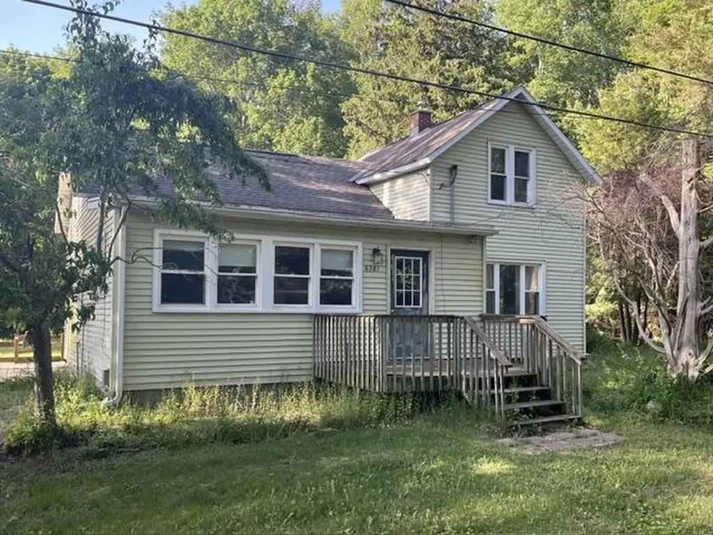 6381 146th Avenue Laketown Township MI 49423