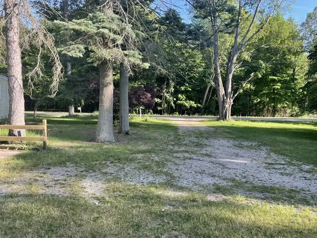 6381 146th Avenue Laketown Township MI 49423