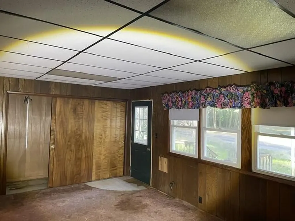 6381 146th Avenue Laketown Township MI 49423