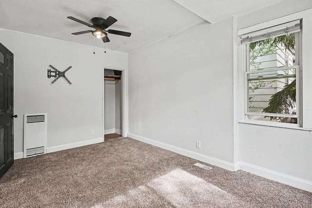 3013 Leahy Street Muskegon Heights City MI 49444