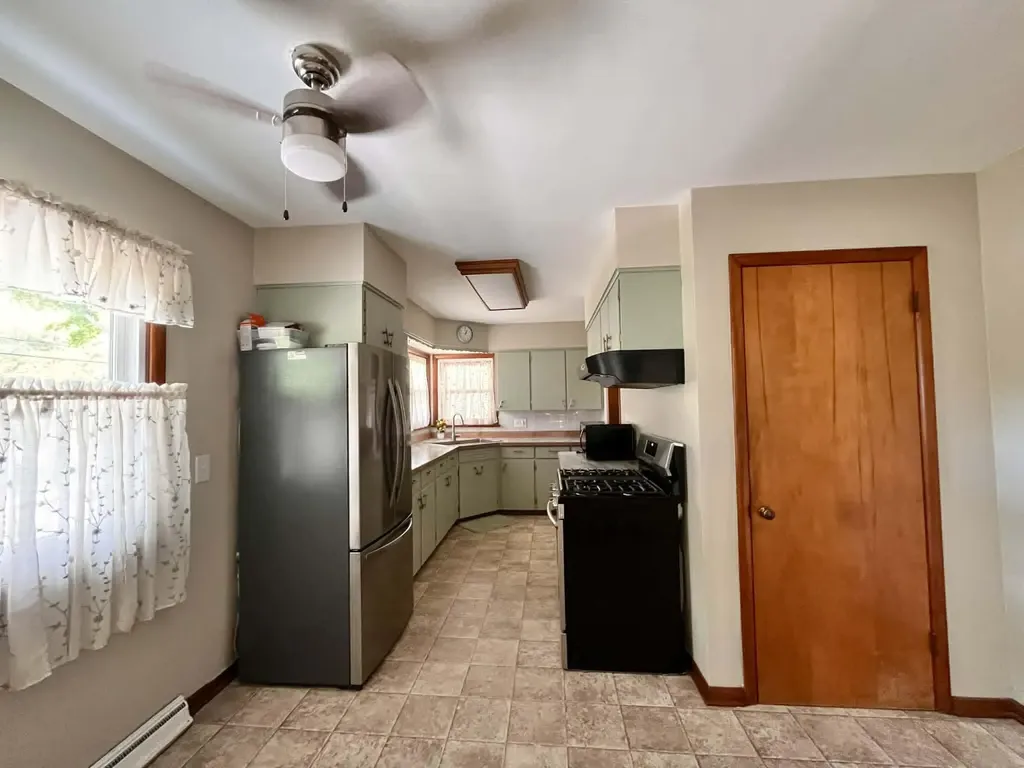 1683 Shorewood Drive Norton Shores City MI 49441