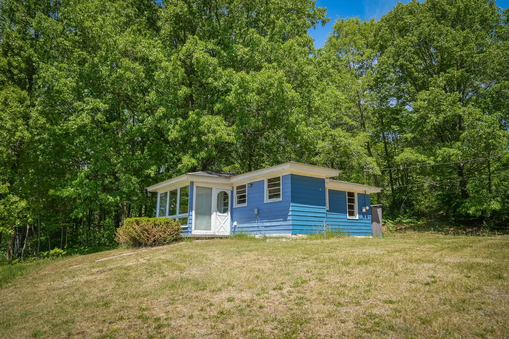 14308 Church Road Winfield Township MI 49329