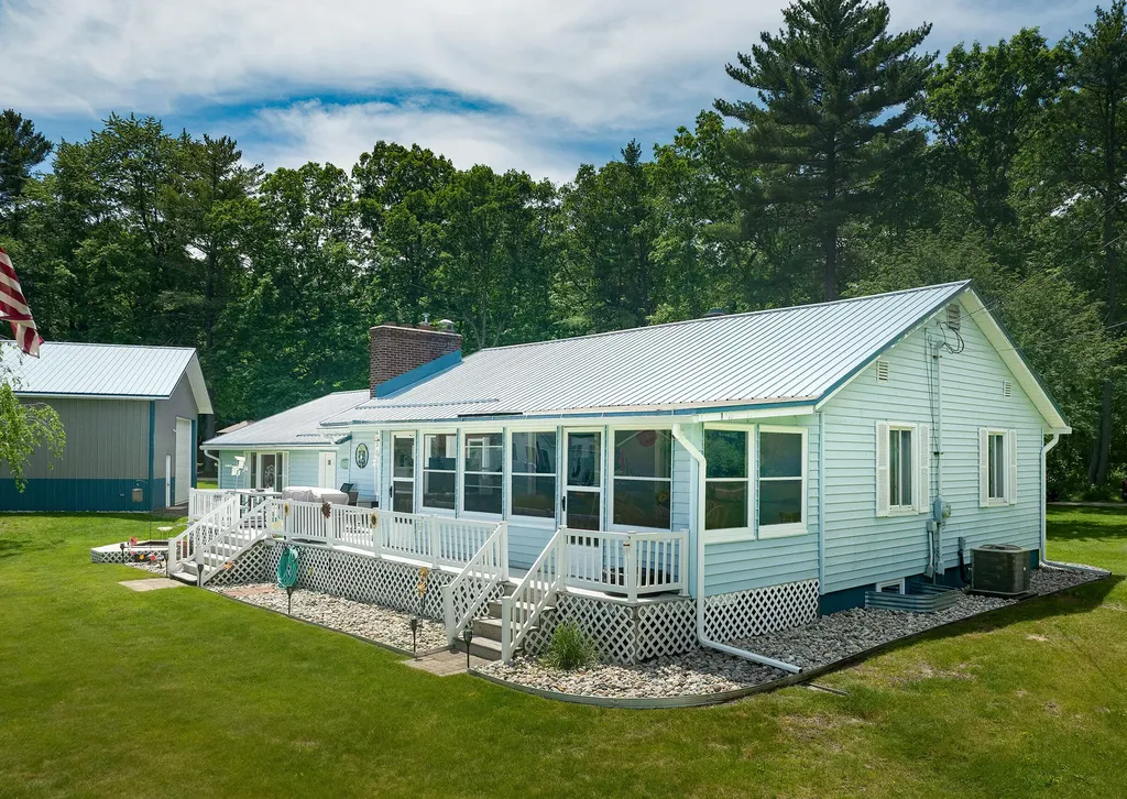 2345 Johnston Avenue Dalton Township MI 49457