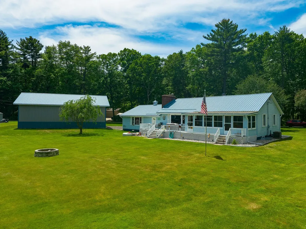 2345 Johnston Avenue Dalton Township MI 49457