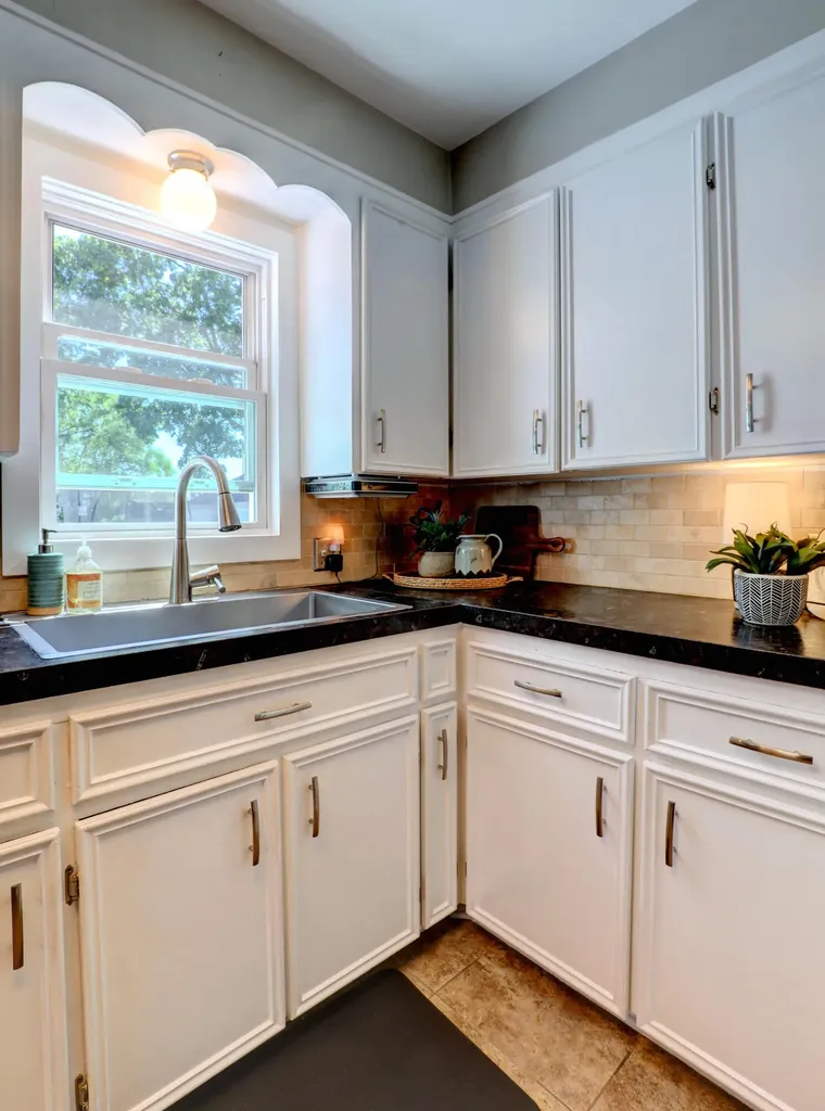 822 Aldon Street SW Wyoming City MI 49509