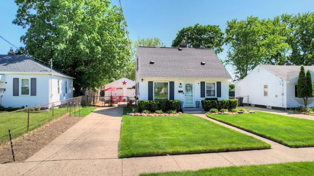 822 Aldon Street SW Wyoming City MI 49509