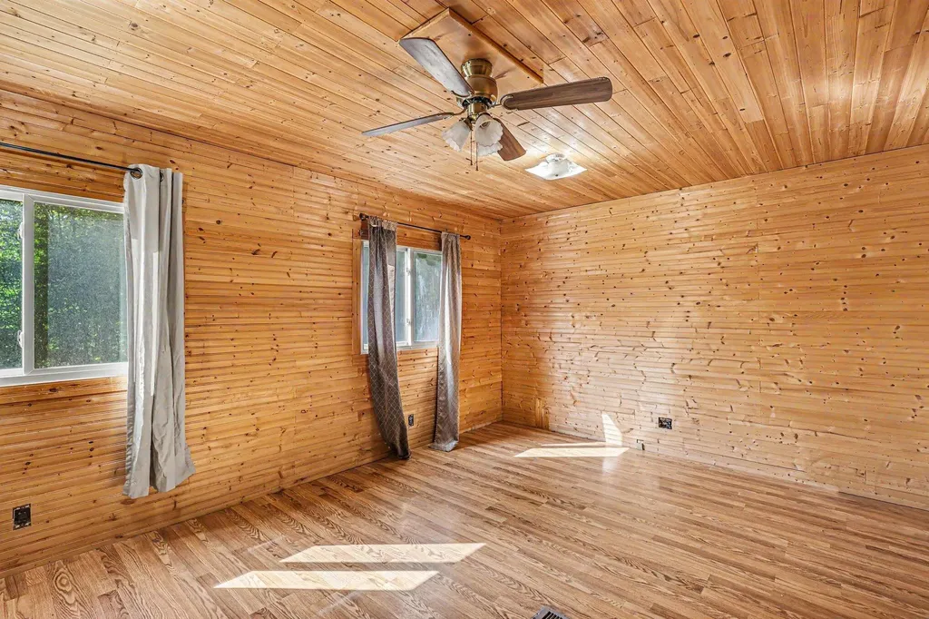 11151 Us Highway 31 Montague Township MI 49437