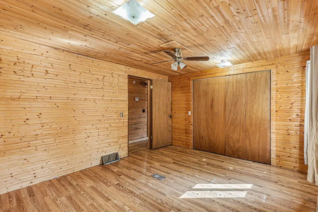 11151 Us Highway 31 Montague Township MI 49437