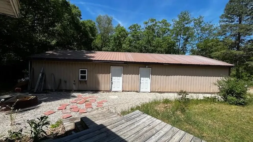 11151 Us Highway 31 Montague Township MI 49437