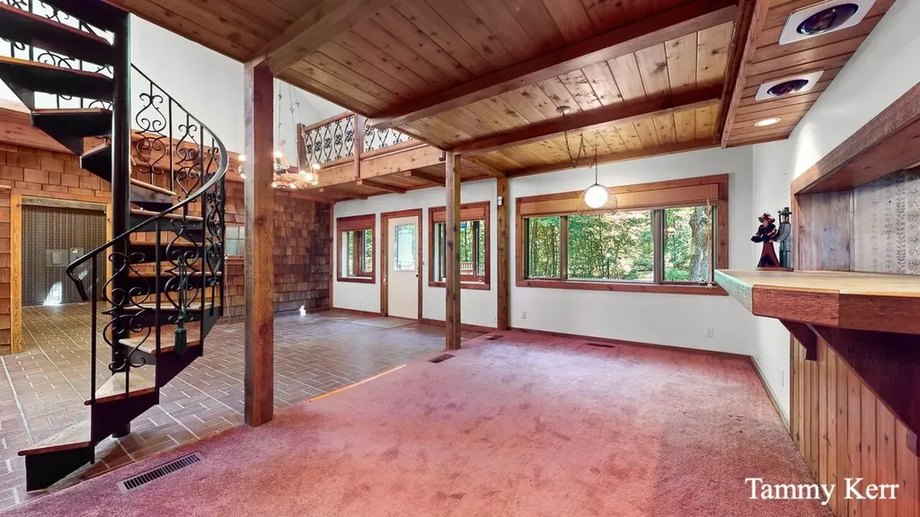 2450 Lakeshore Drive Saugatuck Township MI 49408