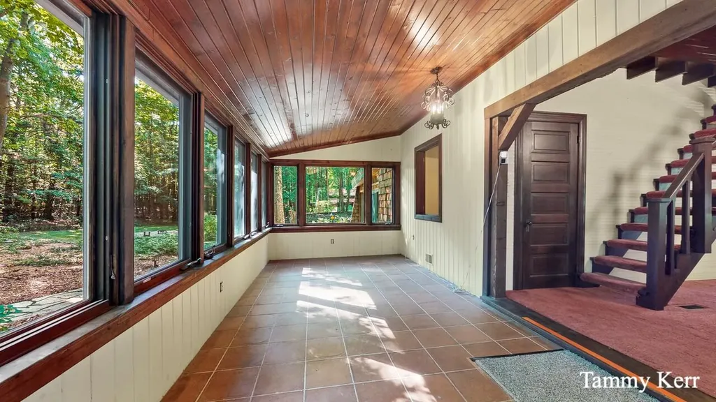 2450 Lakeshore Drive Saugatuck Township MI 49408
