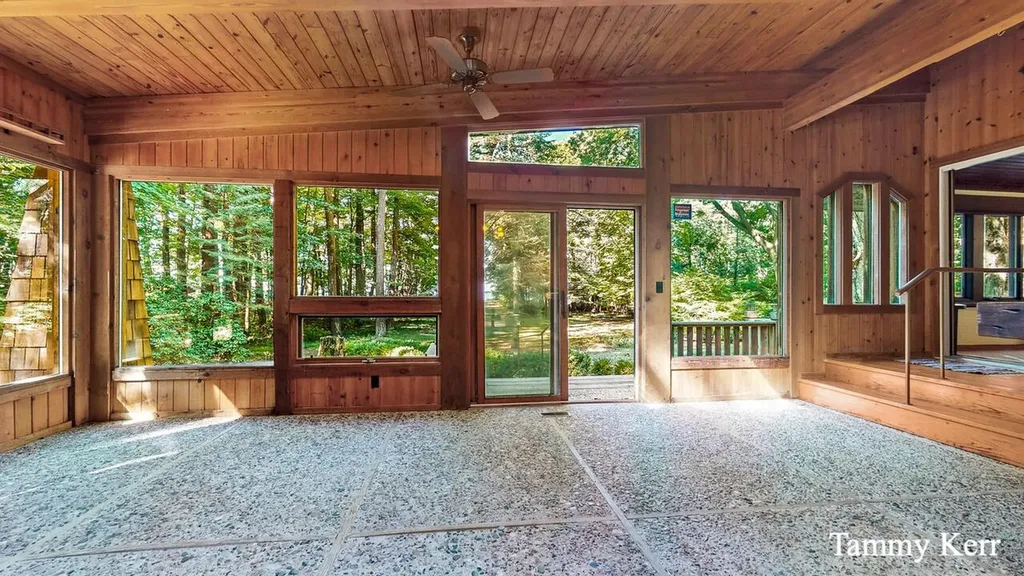 2450 Lakeshore Drive Saugatuck Township MI 49408