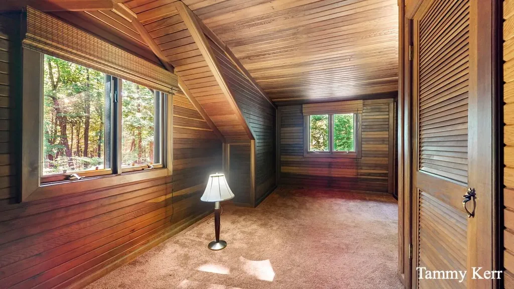 2450 Lakeshore Drive Saugatuck Township MI 49408