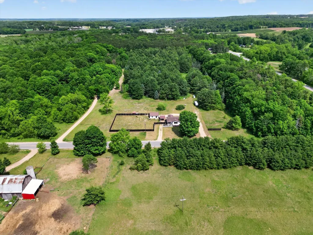 827 Williams Road Allegan Township MI 49010