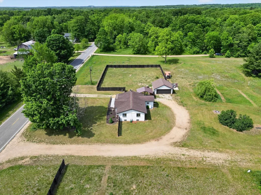 827 Williams Road Allegan Township MI 49010