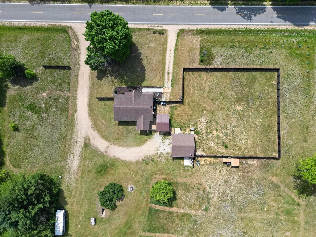 827 Williams Road Allegan Township MI 49010