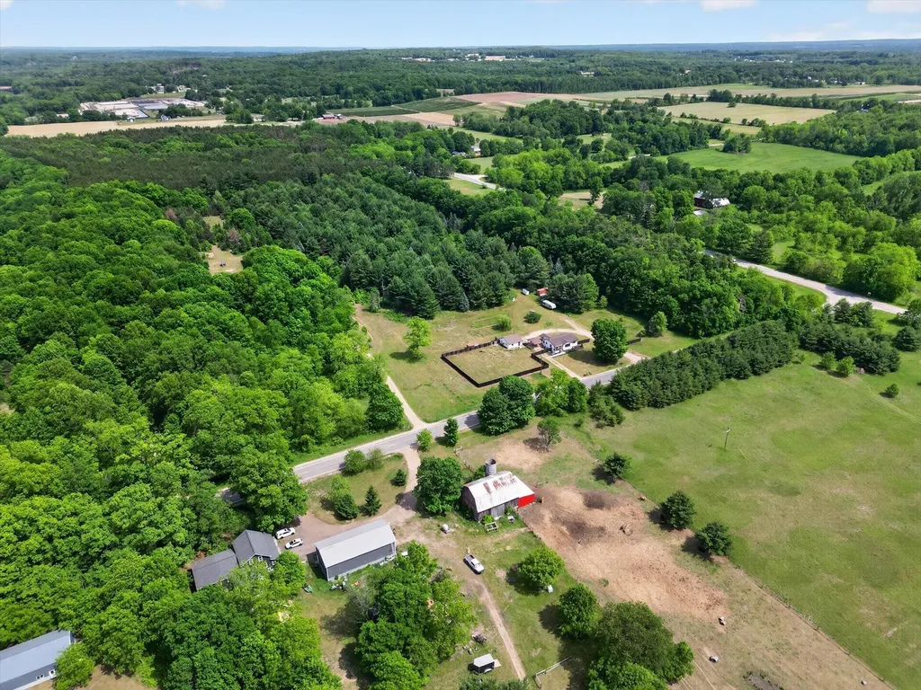 827 Williams Road Allegan Township MI 49010