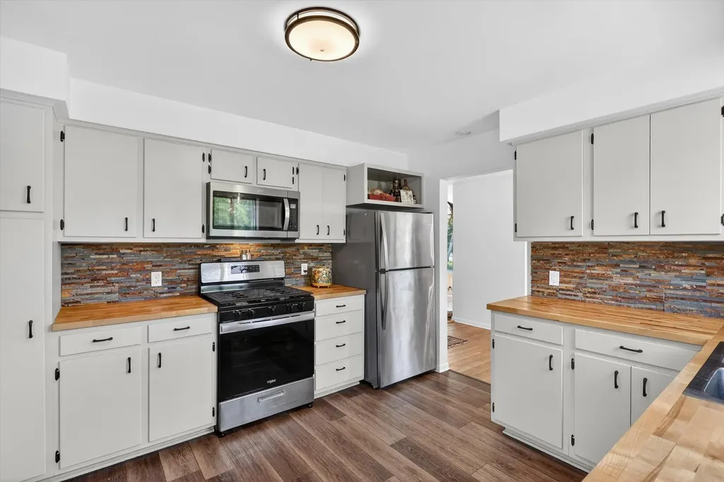 827 Williams Road Allegan Township MI 49010
