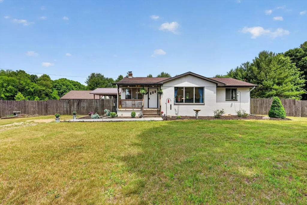 827 Williams Road Allegan Township MI 49010