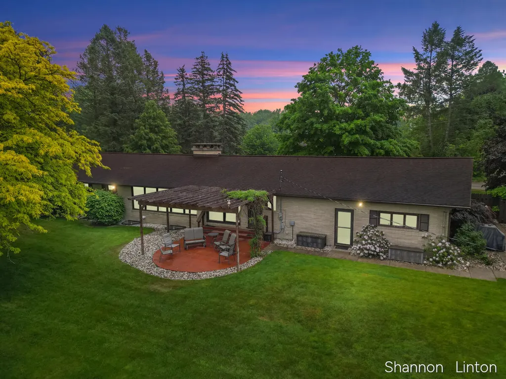 346 Orchard View Drive Shelby Village MI 49455