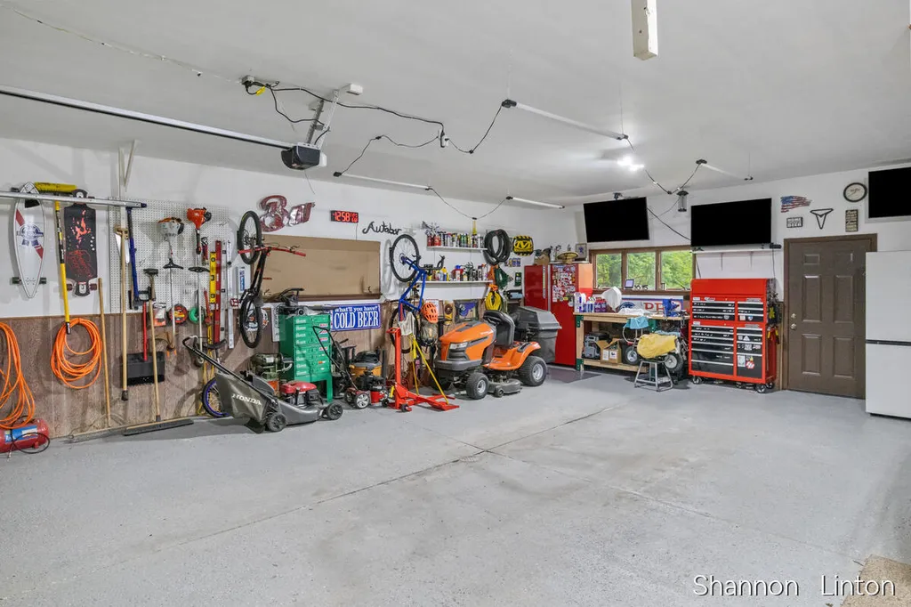 346 Orchard View Drive Shelby Village MI 49455